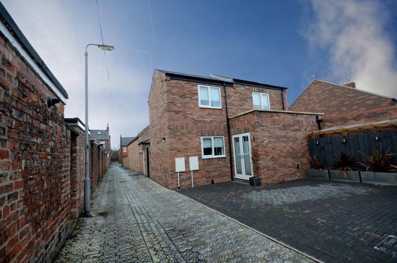 The Mews - 2 Bedroom Luxury, Spacious House With Free Parking York Exterior foto
